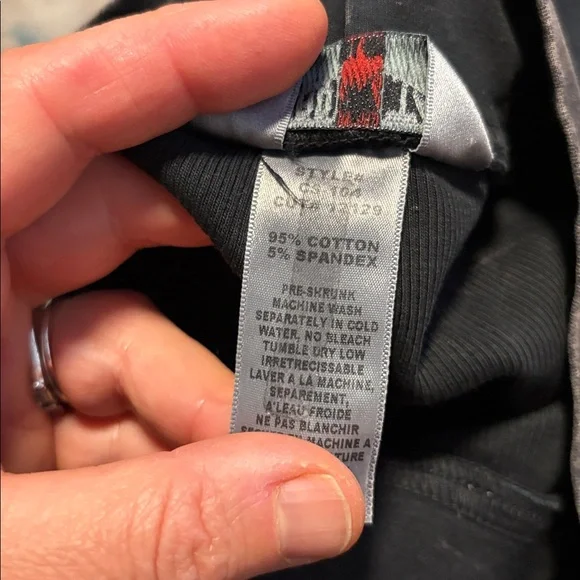 Hard tail ribbed pencil skirt - Picture 5 of 5